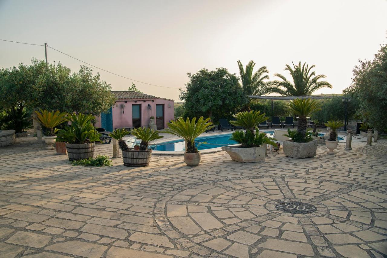 Dependance In Villa Con Piscina Ragusa Zewnętrze zdjęcie