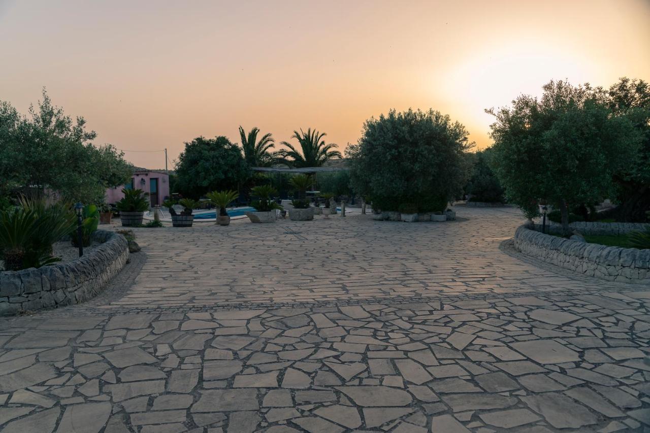 Dependance In Villa Con Piscina Ragusa Zewnętrze zdjęcie