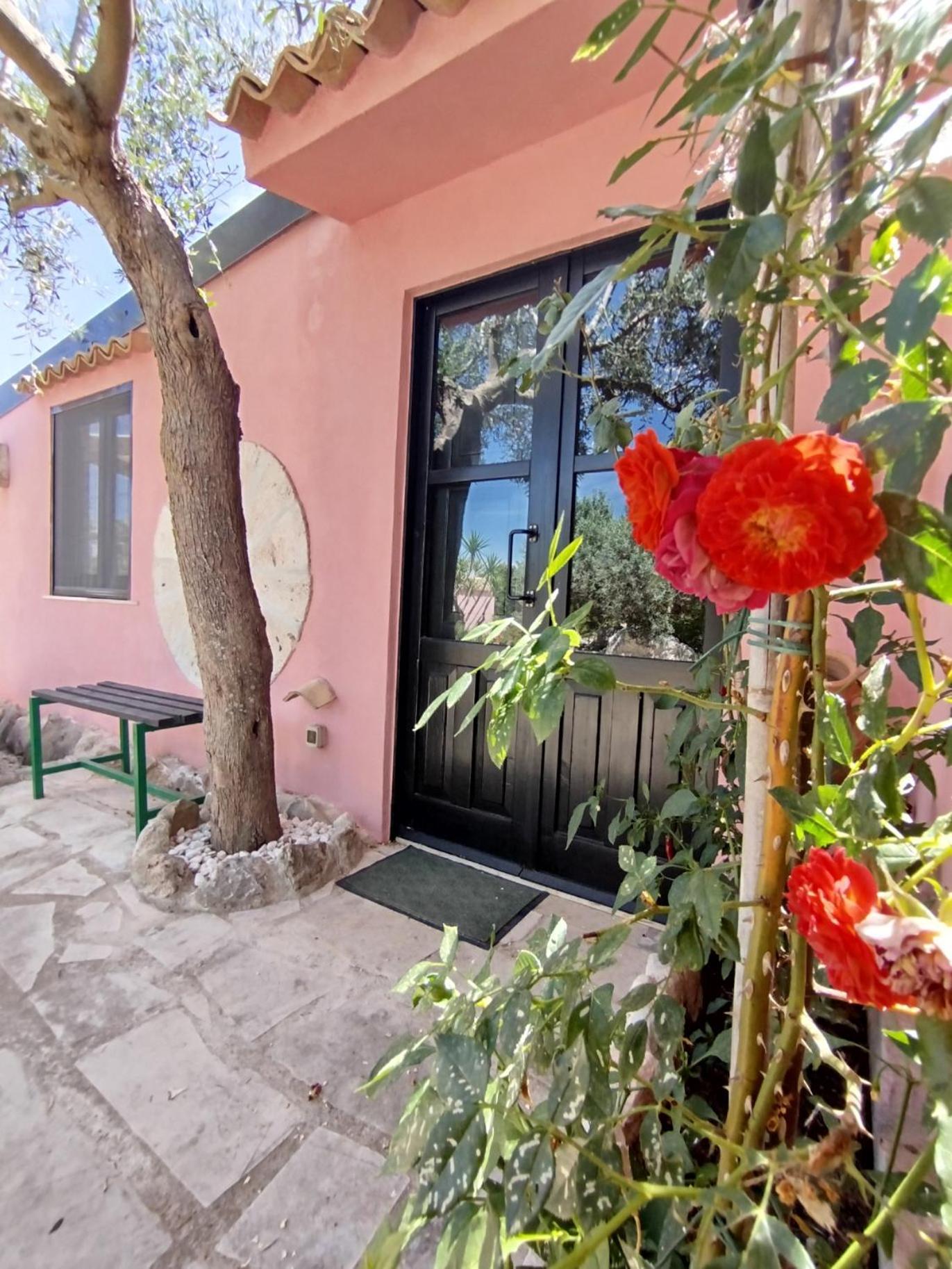 Dependance In Villa Con Piscina Ragusa Zewnętrze zdjęcie